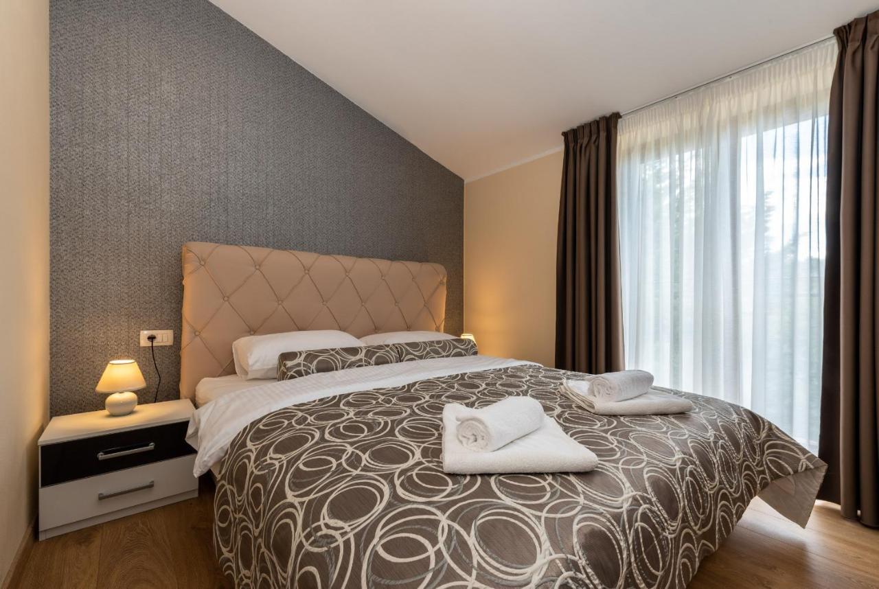 Hotel Tomazici Santalezi Екстериор снимка
